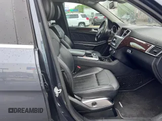 2013 Mercedes-Benz GL 450 z VIN 4JGDF7CE1DA247796, wystawiony jako Copart lot #59948105 z przebiegiem 133 542 mil mil oraz Czysty tytuł • Clean title. Historia ofert i sprzedaży dostępna na DreamBid. Obrazek 5.
