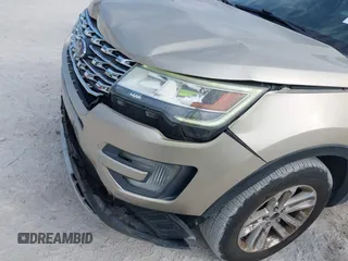 2017 Ford Explorer XLT с VIN 1FM5K7DH7HGA84857, выставлен на аукционе IAAI как лот 42064280 с пробегом 92 489 миль миль и . История ставок и продаж доступна на DreamBid. Изображение 6.