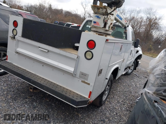 2008 Ford F-250 with VIN 1FDNF215X8ED75835, listed as a IAAI auction lot 41622208 with Not provided miles and . Bid and sale history available at DreamBid. Image 4.