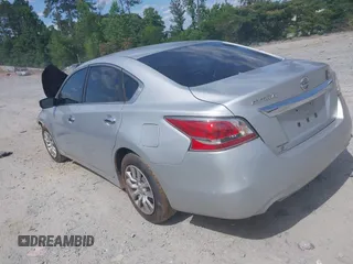 2015 Nissan Altima S z VIN 1N4AL3AP7FN323150, wystawiony jako IAAI lot #39502279 z przebiegiem Nie podano mil oraz . Historia ofert i sprzedaży dostępna na DreamBid. Obrazek 3.