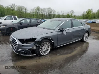 2019 Audi A8 z VIN WAU8DAF83KN018621, wystawiony jako Copart lot #56592425 z przebiegiem 43 685 mil mil oraz Szkoda całkowita • Salvage title. Historia ofert i sprzedaży dostępna na DreamBid. Obrazek 1.