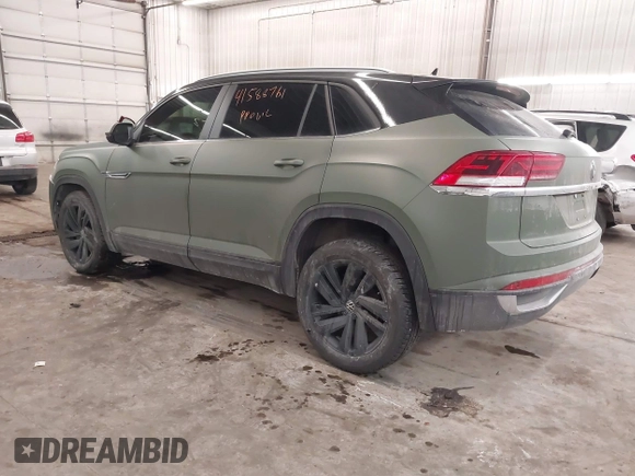 2022 Volkswagen Atlas SE with VIN 1V2KC2CA3NC207745, listed as a IAAI auction lot 41588761 with 99,206 mi miles and . Bid and sale history available at DreamBid. Image 3.
