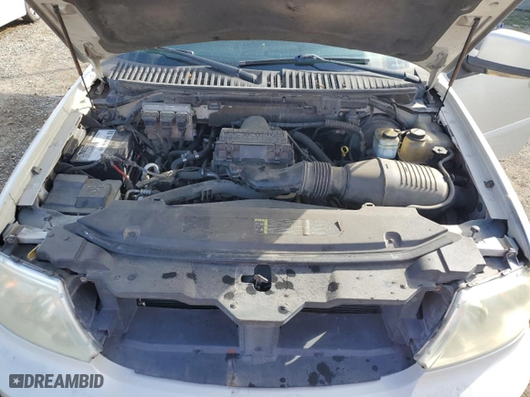 2005 Lincoln Navigator Luxury with VIN 5LMFU28535LJ19136, listed as a Copart auction lot 51378595 with 0 mi miles and Salvage Title. Bid and sale history available at carsss.com. Image 14.