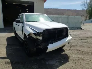 2016 Ram 1500 Express z VIN 1C6RR7FTXGS413959, wystawiony jako Copart lot #52417475 z przebiegiem 201 028 mil mil oraz Szkoda całkowita • Salvage title. Historia ofert i sprzedaży dostępna na DreamBid. Obrazek 13.