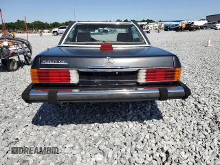 1986 Mercedes-Benz 560 Series 560SL with VIN WDBBA48D4GA045126, listed as a Copart auction lot 52407205 with 123,042 mi miles and Clean Title. Bid and sale history available at carsss.com. Image 6.