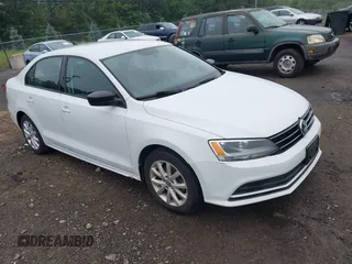 2015 Volkswagen Jetta SE with VIN 3VWD17AJ9FM283435, listed as a IAAI auction lot 42738541 with 102,601 mi miles and . Bid and sale history available at DreamBid. Image 1.