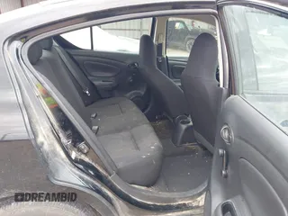 2016 Nissan Versa S z VIN 3N1CN7AP3GL882543, wystawiony jako IAAI lot #41821886 z przebiegiem 207 104 mil mil oraz . Historia ofert i sprzedaży dostępna na DreamBid. Obrazek 8.