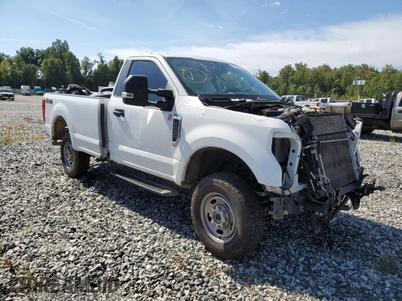 2022 Ford F-250 XL with VIN 1FTBF2B69NED42822, listed as a Copart auction lot 69758254 with 60,984 mi miles and Salvage title. Bid and sale history available at DreamBid. Image 4.
