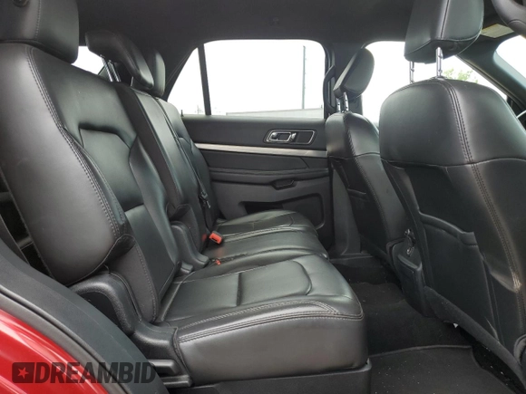 2019 Ford Explorer XLT z VIN 1FM5K7D8XKGA39080, wystawiony jako Copart lot #63707715 z przebiegiem 131 208 mil mil oraz Czysty tytuł • Clean title. Historia ofert i sprzedaży dostępna na DreamBid. Obrazek 11.