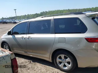 2015 Toyota Sienna LE AAS with VIN 5TDKK3DCXFS552524, listed as a IAAI auction lot 42060065 with 249,332 mi miles and . Bid and sale history available at DreamBid. Image 13.