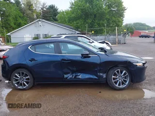 2020 Mazda 3 z VIN JM1BPALM1L1158967, wystawiony jako IAAI lot #42196832 z przebiegiem 43 519 mil mil oraz . Historia ofert i sprzedaży dostępna na DreamBid. Obrazek 13.