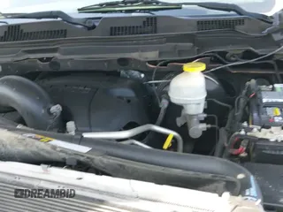 2017 Ram 1500 Rebel z VIN 1C6RR7YT7HS588233, wystawiony jako IAAI lot #42803106 z przebiegiem 129 114 mil mil oraz . Historia ofert i sprzedaży dostępna na DreamBid. Obrazek 20.