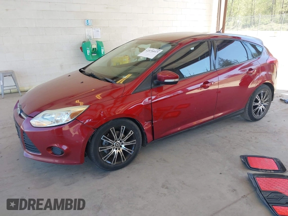 2014 Ford Focus SE with VIN 1FADP3K20EL325286, listed as a IAAI auction lot 42076013 with 119,271 mi miles. Bid and sale history available at carsss.com. Image 17.
