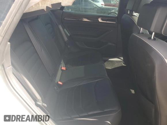 2022 Volkswagen Arteon SEL R-Line z VIN WVWAR7AN3NE009962, wystawiony jako Copart lot #61428644 z przebiegiem 51 309 mil mil oraz Szkoda całkowita • Salvage title. Historia ofert i sprzedaży dostępna na DreamBid. Obrazek 11.