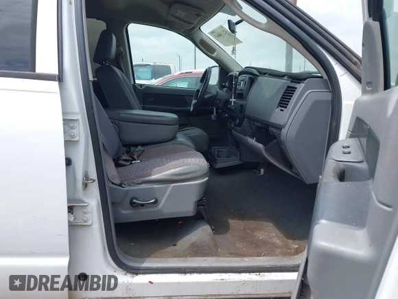 2008 Dodge Ram 1500 SLT with VIN 1D7HA18N48S612035, listed as a IAAI auction lot 42134443 with 208,780 mi miles. Bid and sale history available at carsss.com. Image 5.