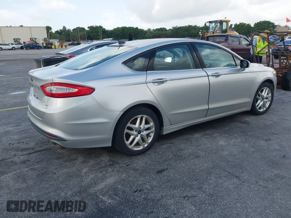 2013 Ford Fusion SE with VIN 3FA6P0HR6DR315809, listed as a IAAI auction lot 42661217 with 238,346 mi miles and . Bid and sale history available at DreamBid. Image 4.