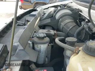 2014 Ford Econoline Cargo Commercial с VIN 1FTNE2EWXEDA43521, выставлен на аукционе IAAI как лот 42760511 с пробегом 302 500 миль миль и . История ставок и продаж доступна на DreamBid. Изображение 19.