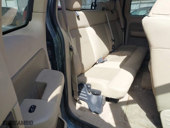 2004 Ford F-150 XL with VIN 1FTPX125X4NB32717, listed as a IAAI auction lot 41811867 with 263,858 mi miles. Bid and sale history available at carsss.com. Image 8.