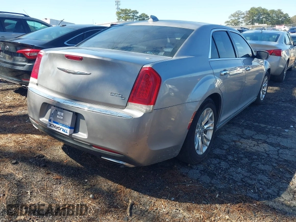 2016 Chrysler 300 with VIN 2C3CCAEG6GH190350, listed as a IAAI auction lot 41649337 with 204,384 mi miles. Bid and sale history available at carsss.com. Image 4.