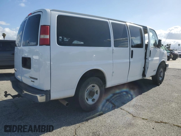 2006 Chevrolet Express Passenger z VIN 1GAHG35U161185182, wystawiony jako Copart lot #51639815 z przebiegiem 88 380 mil mil oraz Szkoda całkowita • Salvage title. Historia ofert i sprzedaży dostępna na DreamBid. Obrazek 3.