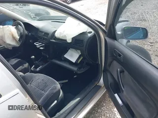2000 Volkswagen Jetta GLS с VIN 3VWSD29M4YM127080, выставлен на аукционе IAAI как лот 42039057 с пробегом 255 718 миль миль и . История ставок и продаж доступна на DreamBid. Изображение 5.