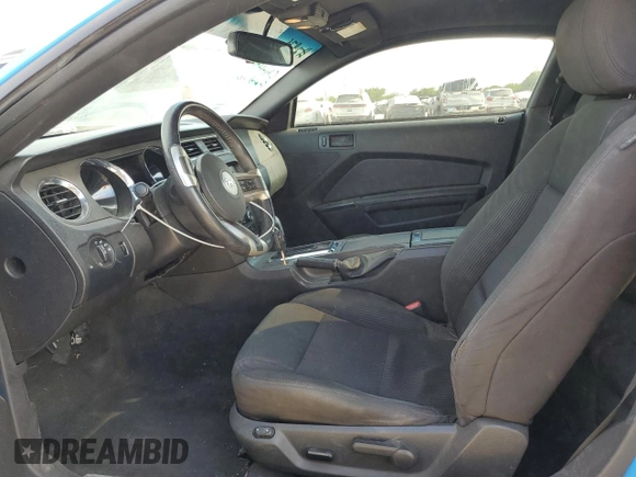 2013 Ford Mustang V6 with VIN 1ZVBP8AMXD5251330, listed as a Copart auction lot 74309314 with 188,959 mi miles and Salvage Title. Bid and sale history available at carsss.com. Image 7.