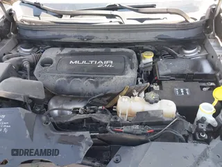 2019 Jeep Cherokee Latitude with VIN 1C4PJLCB3KD206922, listed as a IAAI auction lot 41904629 with 84,665 mi miles. Bid and sale history available at carsss.com. Image 10.