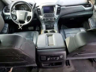 2016 Chevrolet Suburban LT with VIN 1GNSCHKC4GR111976, listed as a Copart auction lot 50751675 with 165,135 mi miles and Clean Title. Bid and sale history available at DreamBid. Image 8.