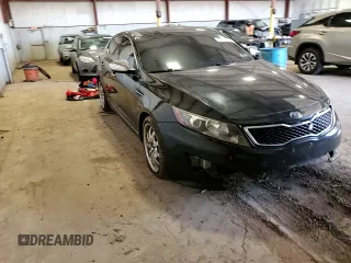 2013 Kia Optima SX с VIN 5XXGR4A69DG129650, выставлен на аукционе Copart как лот 50353705 с пробегом 231 319 миль миль и Списание • Salvage title. История ставок и продаж доступна на DreamBid. Изображение 13.