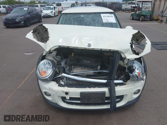 2012 MINI Hardtop with VIN WMWSU3C54CT262450, listed as a IAAI auction lot 42148430 with 55,250 mi miles and . Bid and sale history available at DreamBid. Image 6.