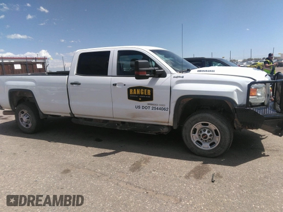 2018 GMC Sierra 2500HD z VIN 1GT12REY5JF181645, wystawiony jako IAAI lot #42073691 z przebiegiem 186 676 mil mil oraz . Historia ofert i sprzedaży dostępna na DreamBid. Obrazek 13.