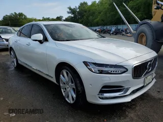 2017 Volvo S90 Inscription with VIN YV1A22ML0H1015015, listed as a Copart auction lot 49673973 with 70,257 mi miles. Bid and sale history available at carsss.com. Image 4.