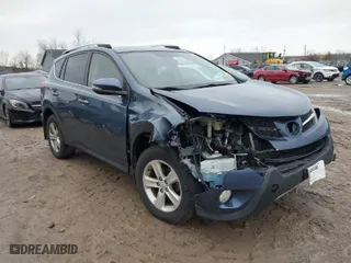 2013 Toyota RAV4 XLE with VIN JTMRFREV2D5025022, listed as a IAAI auction lot 41944357 with 155,434 mi miles. Bid and sale history available at carsss.com. Image 1.