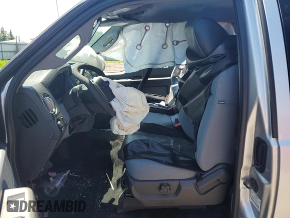 2011 Ford F-250 XL с VIN 1FT7X2BT0BEC60112, выставлен на аукционе Copart как лот 62155405 с пробегом Не указан миль и Списание • Salvage title. История ставок и продаж доступна на DreamBid. Изображение 7.