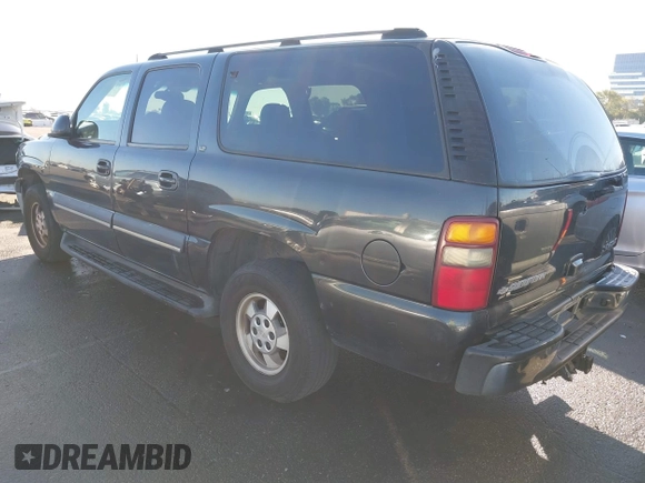 2003 Chevrolet Suburban LS with VIN 3GNEC16T83G233894, listed as a IAAI auction lot 41339503 with 201,076 mi miles. Bid and sale history available at carsss.com. Image 3.