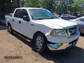 2007 Ford F-150 XLT z VIN 1FTRW12W67KD08558, wystawiony jako IAAI lot #42542860 z przebiegiem 168 948 mil mil oraz . Historia ofert i sprzedaży dostępna na DreamBid. Obrazek 1.