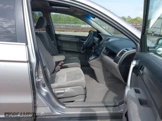 2007 Honda CR-V EX with VIN JHLRE48557C002693, listed as a IAAI auction lot 42106088 with 316,130 mi miles. Bid and sale history available at carsss.com. Image 5.