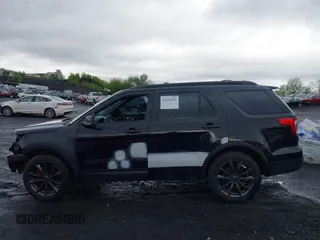 2017 Ford Explorer XLT with VIN 1FM5K8D83HGB84296, listed as a IAAI auction lot 42170542 with 118,335 mi miles and . Bid and sale history available at carsss.com. Image 15.