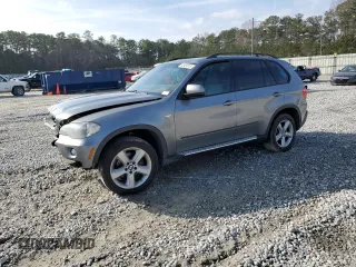 2008 BMW X5 3.0si with VIN 5UXFE43528L000813, listed as a Copart auction lot 42426315 with 147,648 mi miles and Salvage Title. Bid and sale history available at carsss.com. Image 1.