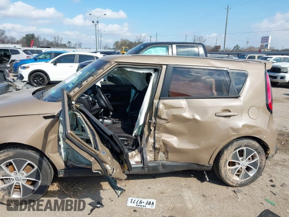2015 Kia Soul with VIN KNDJN2A21F7150992, listed as a IAAI auction lot 41487863 with 1 mi miles. Bid and sale history available at carsss.com. Image 14.