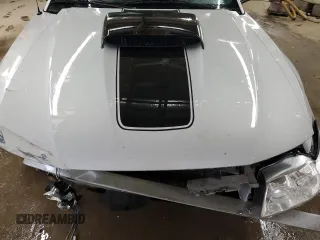 2002 Ford Mustang GT Deluxe z VIN 1FAFP45X62F160859, wystawiony jako Copart lot #45946145 z przebiegiem 110 078 mil mil oraz Szkoda całkowita • Salvage title. Historia ofert i sprzedaży dostępna na DreamBid. Obrazek 11.