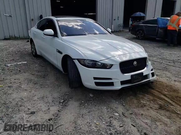 2017 Jaguar XE 25t z VIN SAJAR4BG1HA964691, wystawiony jako Copart lot #57151495 z przebiegiem 94 277 mil mil oraz Szkoda całkowita • Salvage title. Historia ofert i sprzedaży dostępna na DreamBid. Obrazek 13.