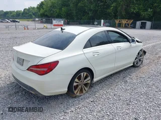 2018 Mercedes-Benz CLA 250 z VIN WDDSJ4EB0JN606657, wystawiony jako IAAI lot #42440570 z przebiegiem 123 978 mil mil oraz . Historia ofert i sprzedaży dostępna na DreamBid. Obrazek 4.