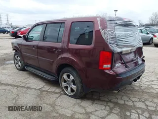 2012 Honda Pilot EX-L with VIN 5FNYF4H65CB045796, listed as a IAAI auction lot 39867772 with 104,061 mi miles. Bid and sale history available at carsss.com. Image 3.