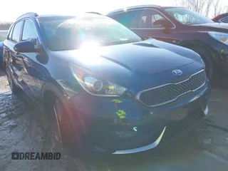 2017 Kia Niro FE with VIN KNDCB3LC1H5085296, listed as a IAAI auction lot 41738017 with 108,204 mi miles. Bid and sale history available at carsss.com. Image 1.