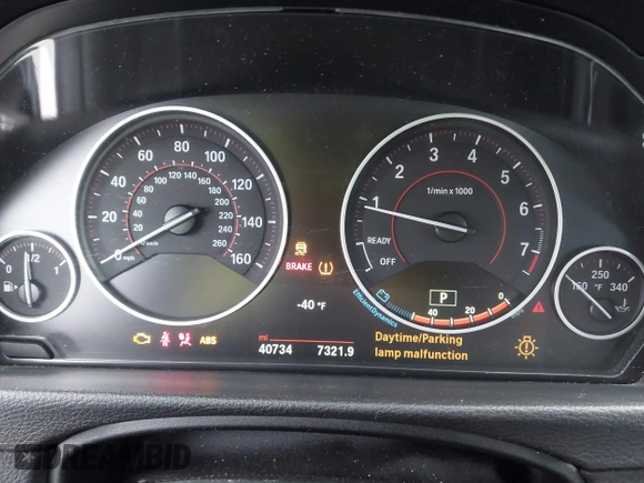 2018 BMW 3 Series 330i xDrive with VIN WBA8D9G56JNU72511, listed as a IAAI auction lot 41237501 with 40,734 mi miles. Bid and sale history available at carsss.com. Image 7.