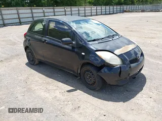 2011 Toyota Yaris z VIN JTDJT4K32B5329721, wystawiony jako IAAI lot #42354641 z przebiegiem 188 174 mil mil oraz . Historia ofert i sprzedaży dostępna na DreamBid. Obrazek 1.