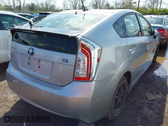 2015 Toyota Prius Four with VIN JTDKN3DU6F0476707, listed as a IAAI auction lot 42010191 with 158,071 mi miles. Bid and sale history available at carsss.com. Image 4.