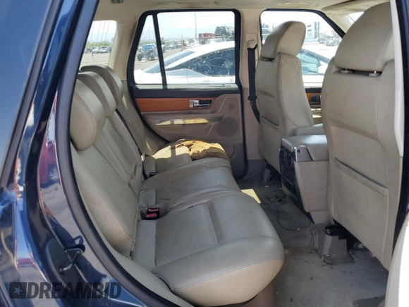 2011 Land Rover Range Rover Sport HSE with VIN SALSF2D43BA277361, listed as a Copart auction lot 59402525 with 123,623 mi miles and Clean title. Bid and sale history available at DreamBid. Image 11.