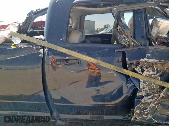 2013 Ram 2500 Laramie с VIN 3C6UR5KL3DG607689, выставлен на аукционе Copart как лот 57344665 с пробегом 88 283 миль миль и Списание • Salvage title. История ставок и продаж доступна на DreamBid. Изображение 10.